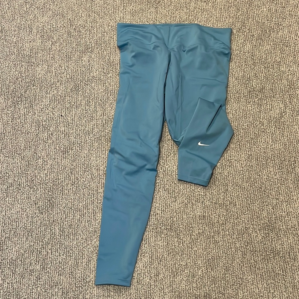 Nike dri fit leggings